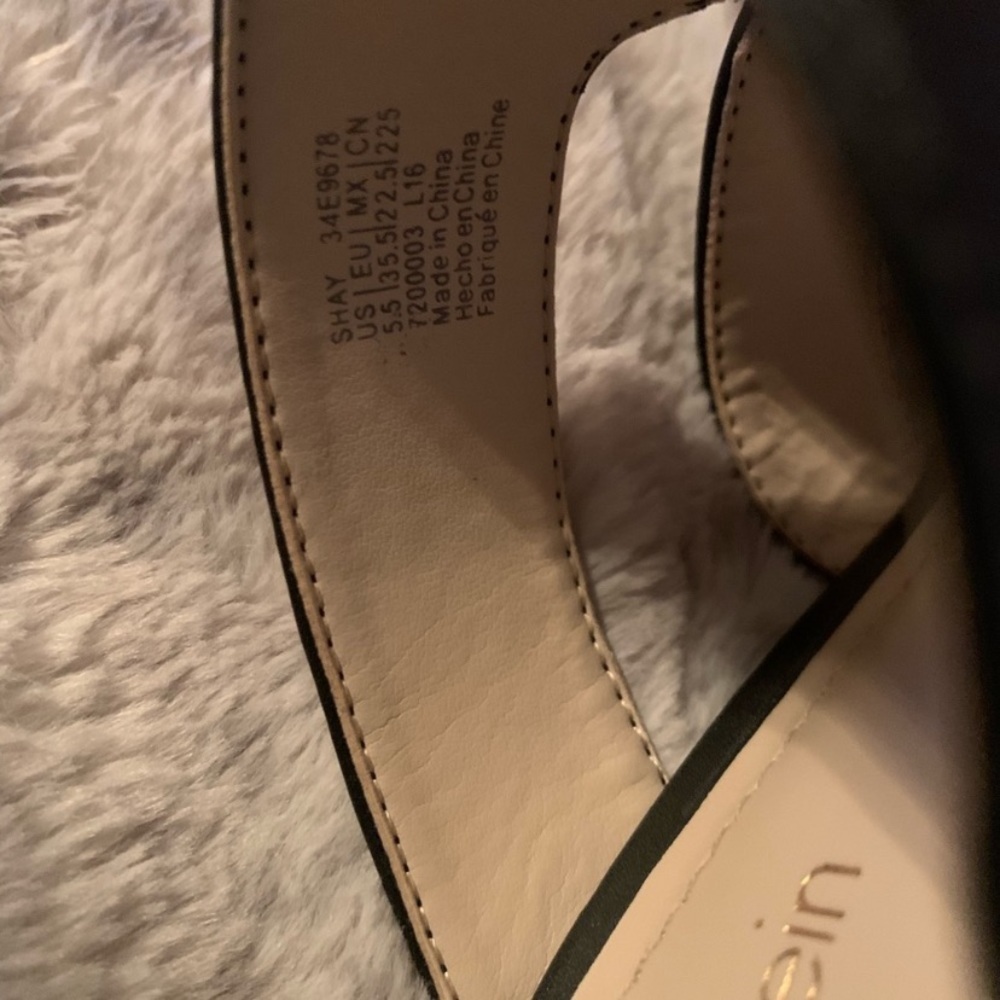 Calvin Klein Sandals , Black,size 5.5 - Picture 5 of 5